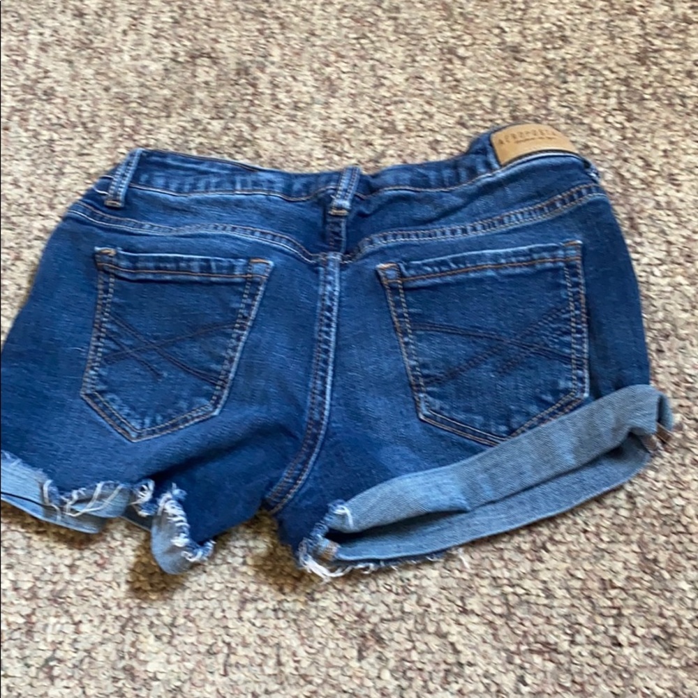 Shorts - Picture 3 of 3